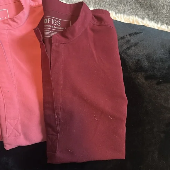 Women’s Rafaela Figs scrub tops small set of 4 - Picture 2 of 8